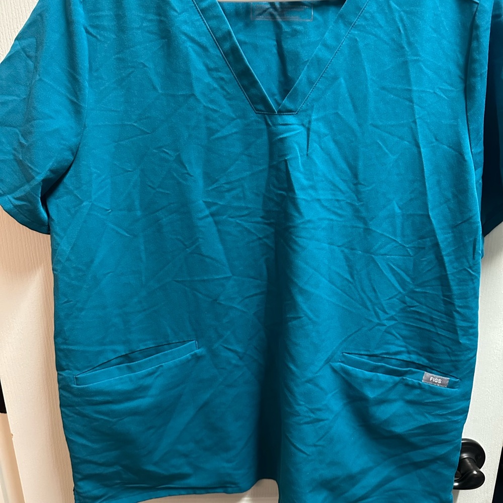 Figs Turquoise V-Neck womens Tee size XL/ NWOT 950